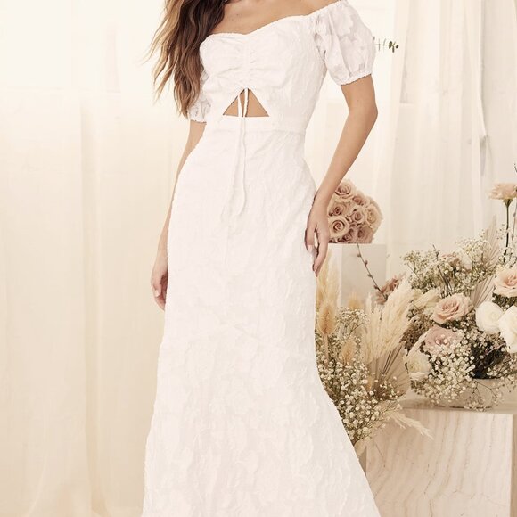 NWT Lulus True Romantic White Floral Jacquard Off-the-Shoulder Maxi Dress (SM) - Picture 1 of 6
